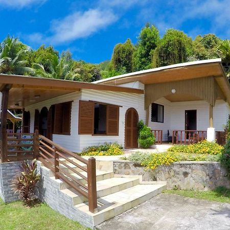 Le Grand Bleu Villas Baie Sainte Anne Exterior photo