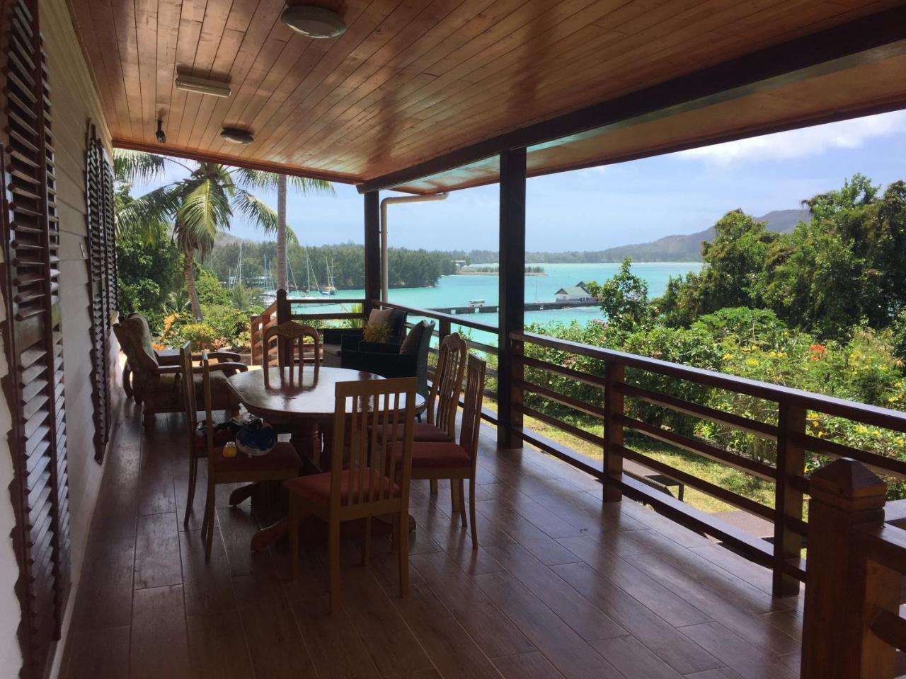 Le Grand Bleu Villas Baie Sainte Anne Exterior photo